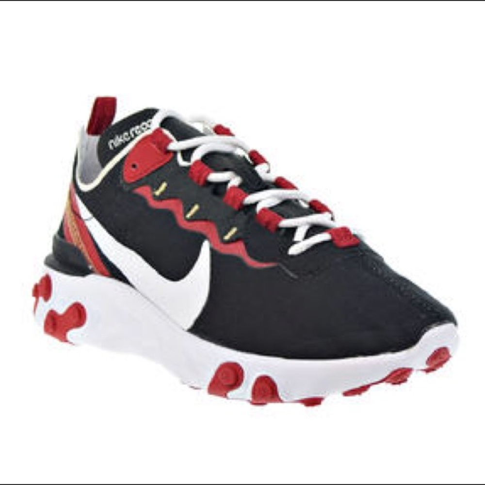 NIKE REACT ELEMENT WOMENS ATHLETIC SHOES
